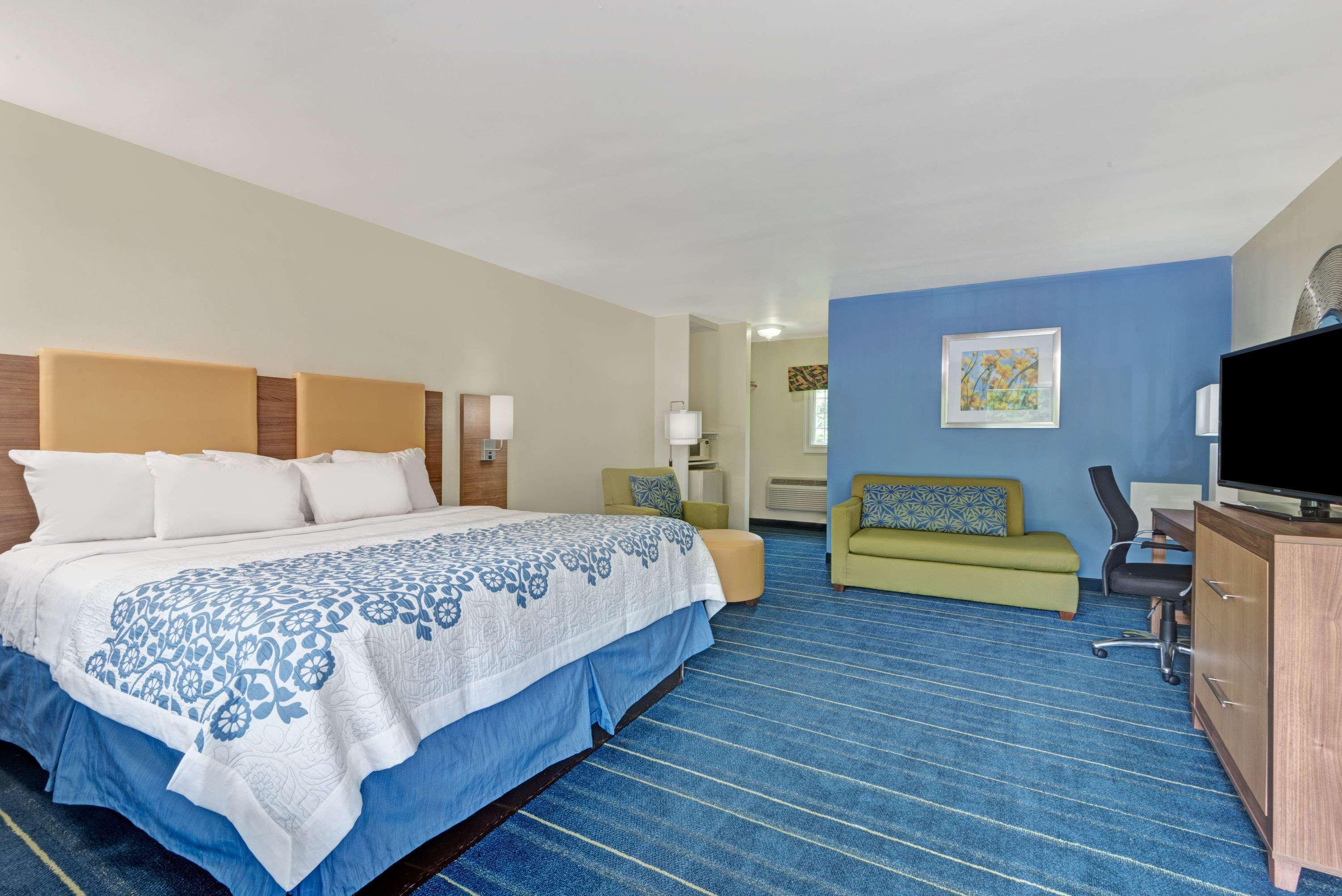 Days Inn By Wyndham Ridgefield Exterior photo